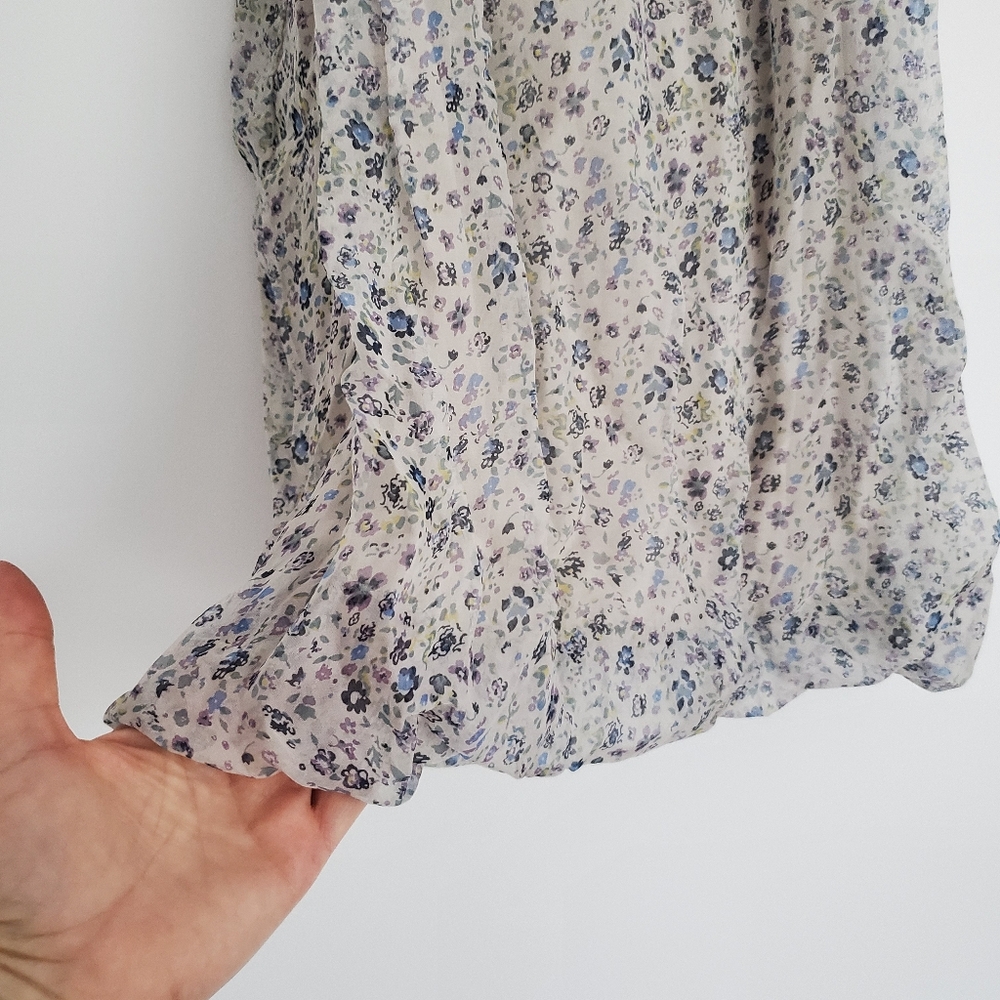 ITALIAN SILK Floral Sheer Blouse Top Cap Sleeves Round Neckline Soft Lined Sz S - Picture 5 of 9
